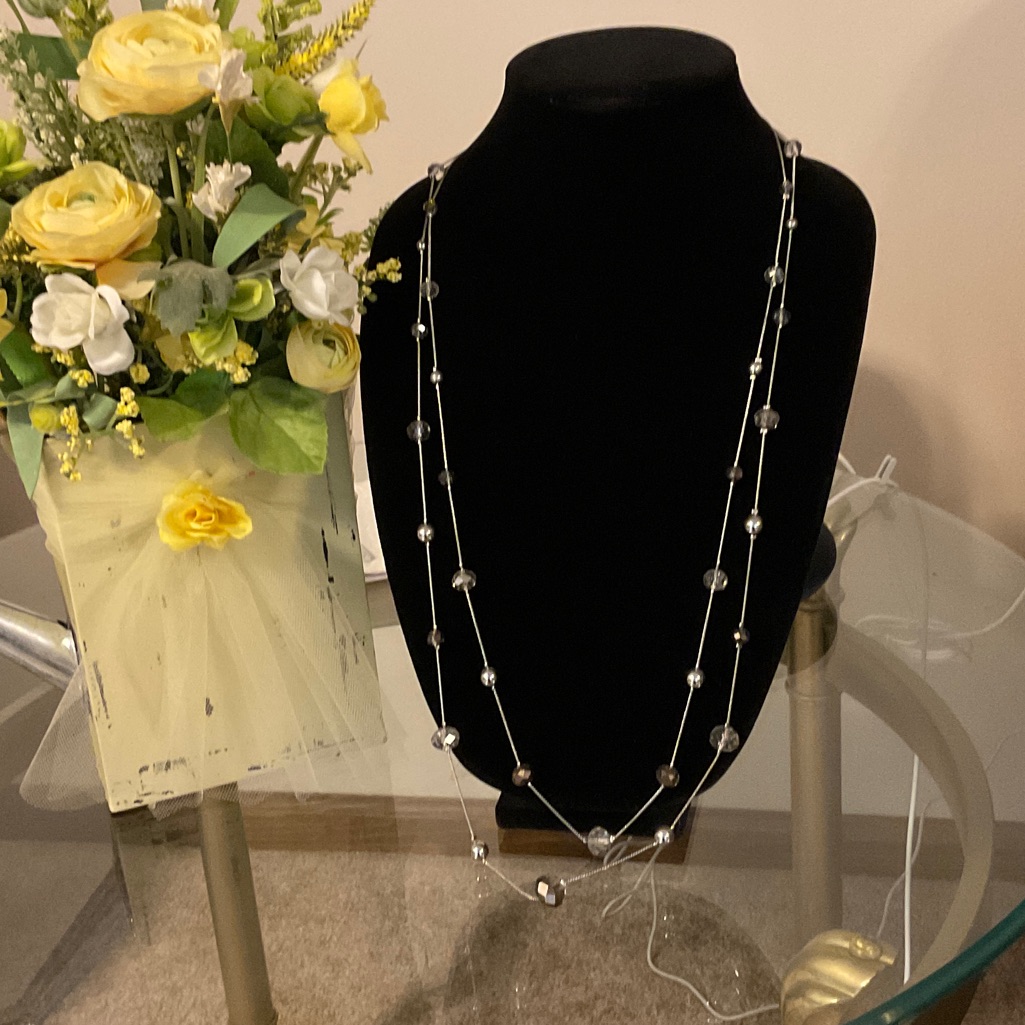 The Limited Silver And Black Beaded Necklace 19$